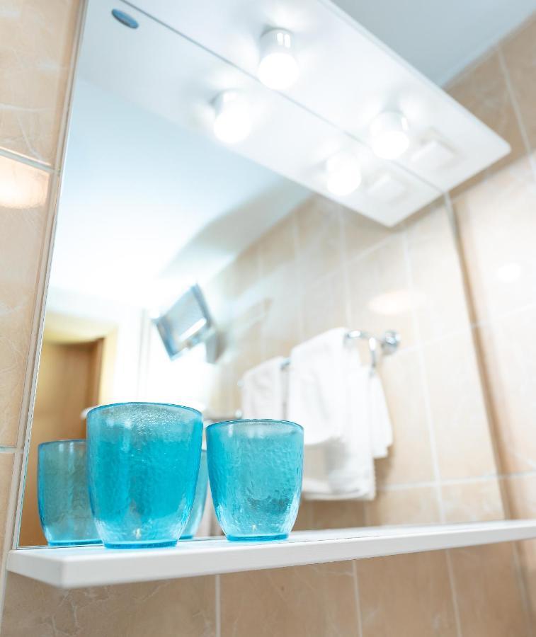 Fortun Estate - Apartmaji Ob Reki Kolpi Metlika Extérieur photo